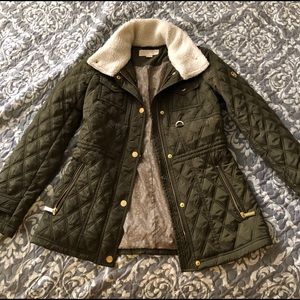 Michael Kors coat (like new)